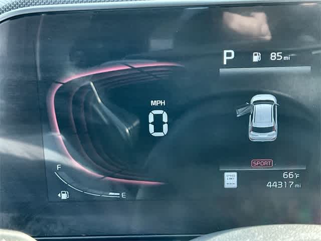 Thumbnail: 2023 Kia Niro - 19