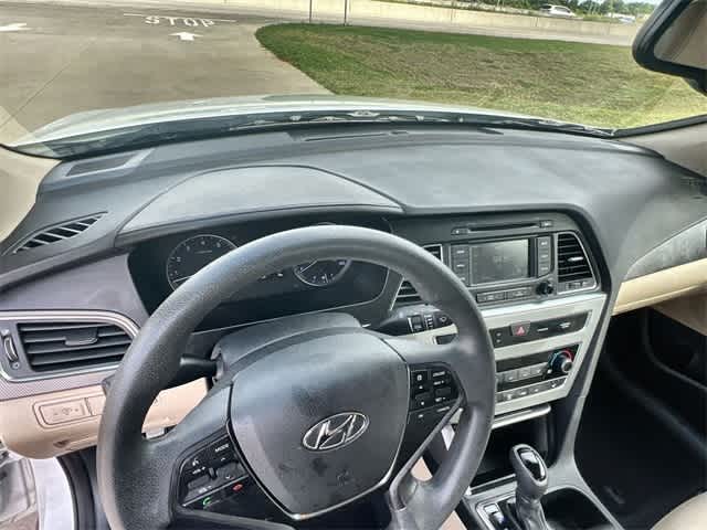 2015 Hyundai Sonata Sport 25