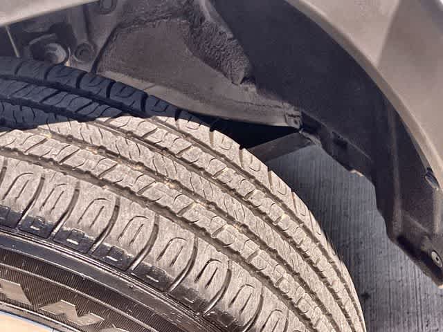 Thumbnail: 2022 Toyota RAV4 - 23