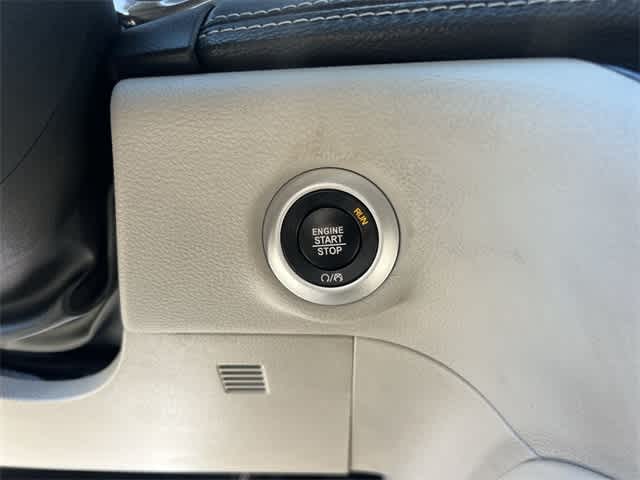 Thumbnail: 2021 Chrysler Pacifica - 28