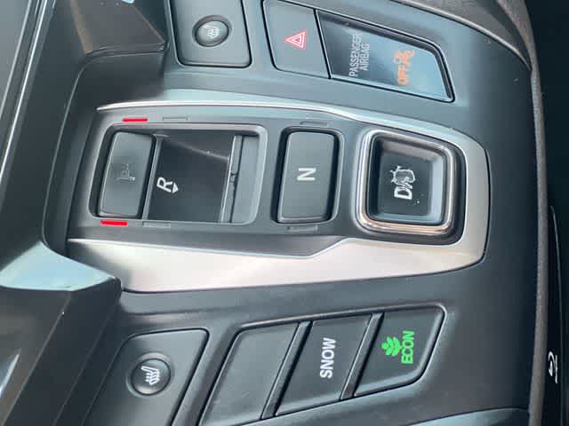 Thumbnail: 2018 Honda Odyssey - 16