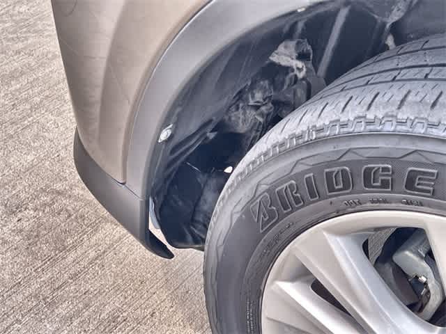 Thumbnail: 2014 Toyota RAV4 - 23