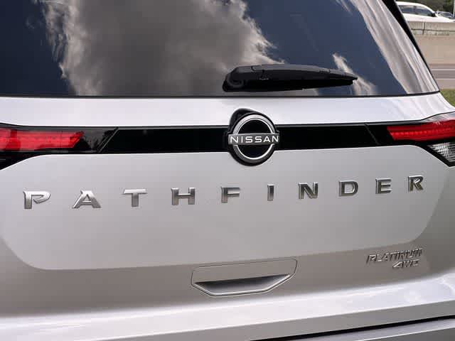 Thumbnail: 2024 Nissan Pathfinder - 8