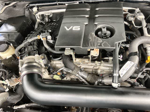 Thumbnail: 2022 Nissan Frontier - 10