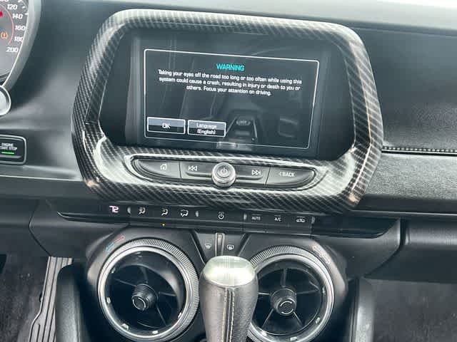 Thumbnail: 2017 Chevrolet Camaro - 18