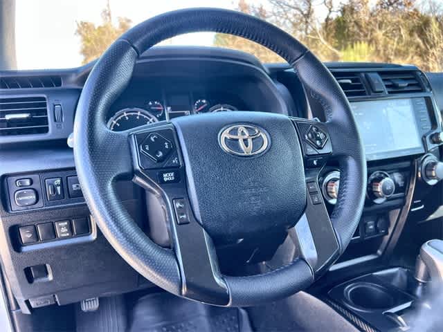 Thumbnail: 2021 Toyota 4Runner - 17