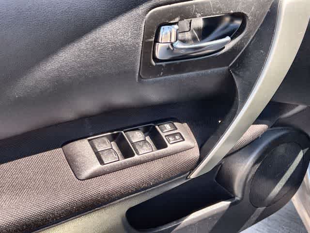 Thumbnail: 2015 Nissan Rogue - 29