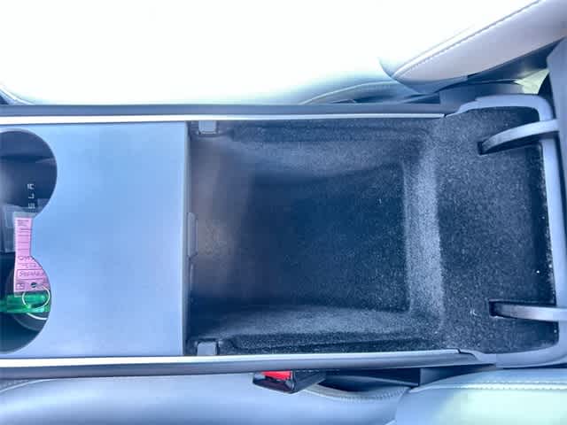 Thumbnail: 2022 Tesla Model Y - 27