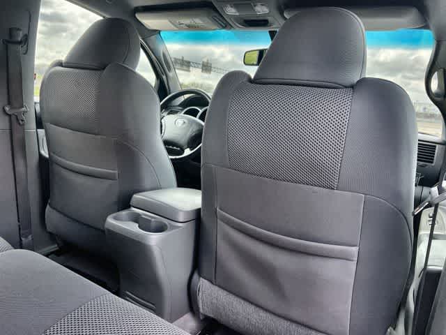 Thumbnail: 2010 Toyota Tacoma - 13