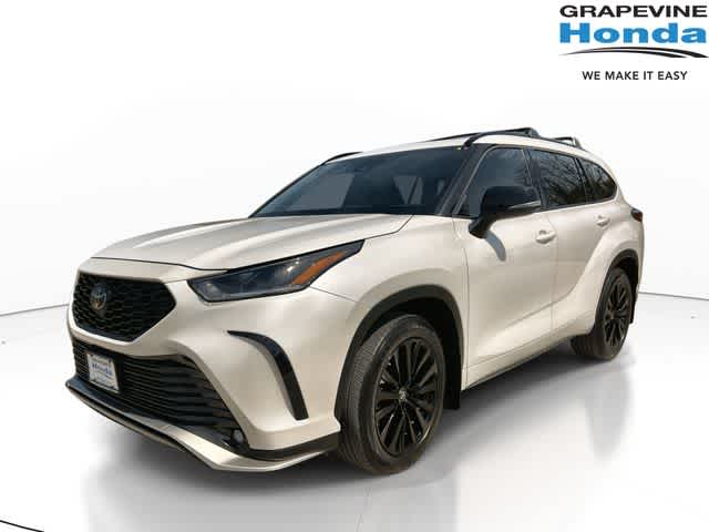 Thumbnail: 2023 Toyota Highlander - 1