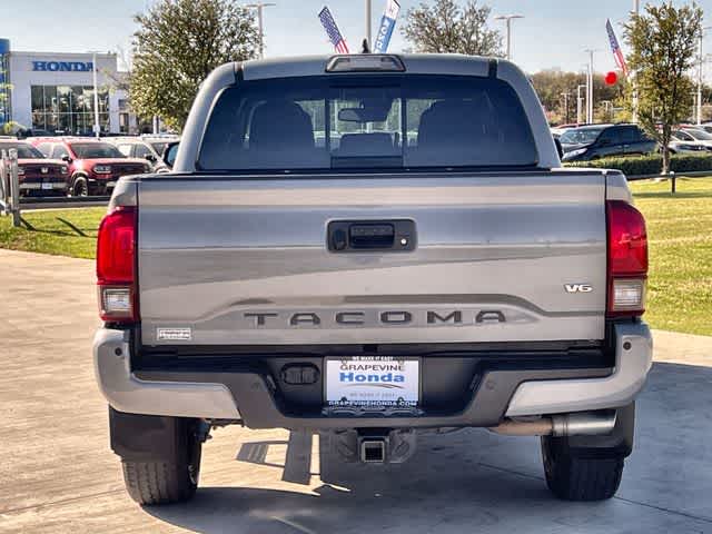 Thumbnail: 2019 Toyota Tacoma - 6