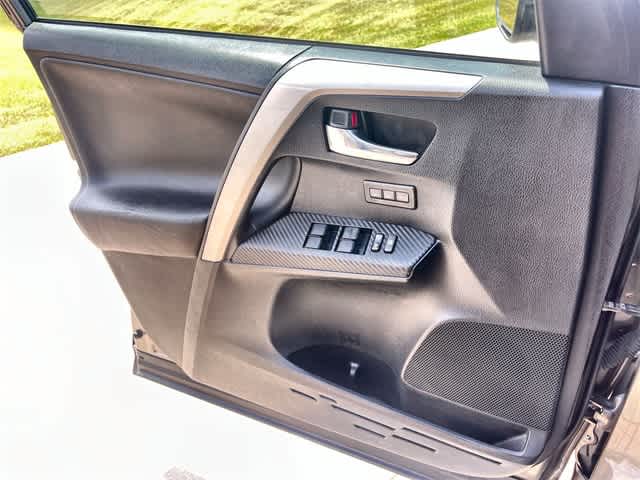 Thumbnail: 2014 Toyota RAV4 - 30