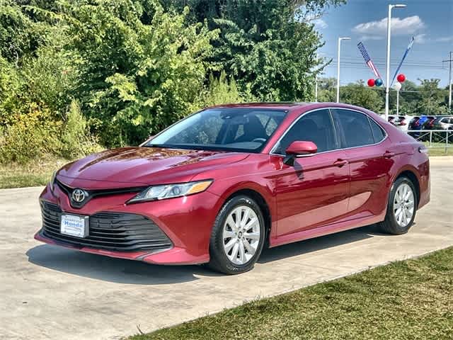 Used 2019 Toyota Camry LE with VIN 4T1B11HK4KU688772 for sale in Grapevine, TX