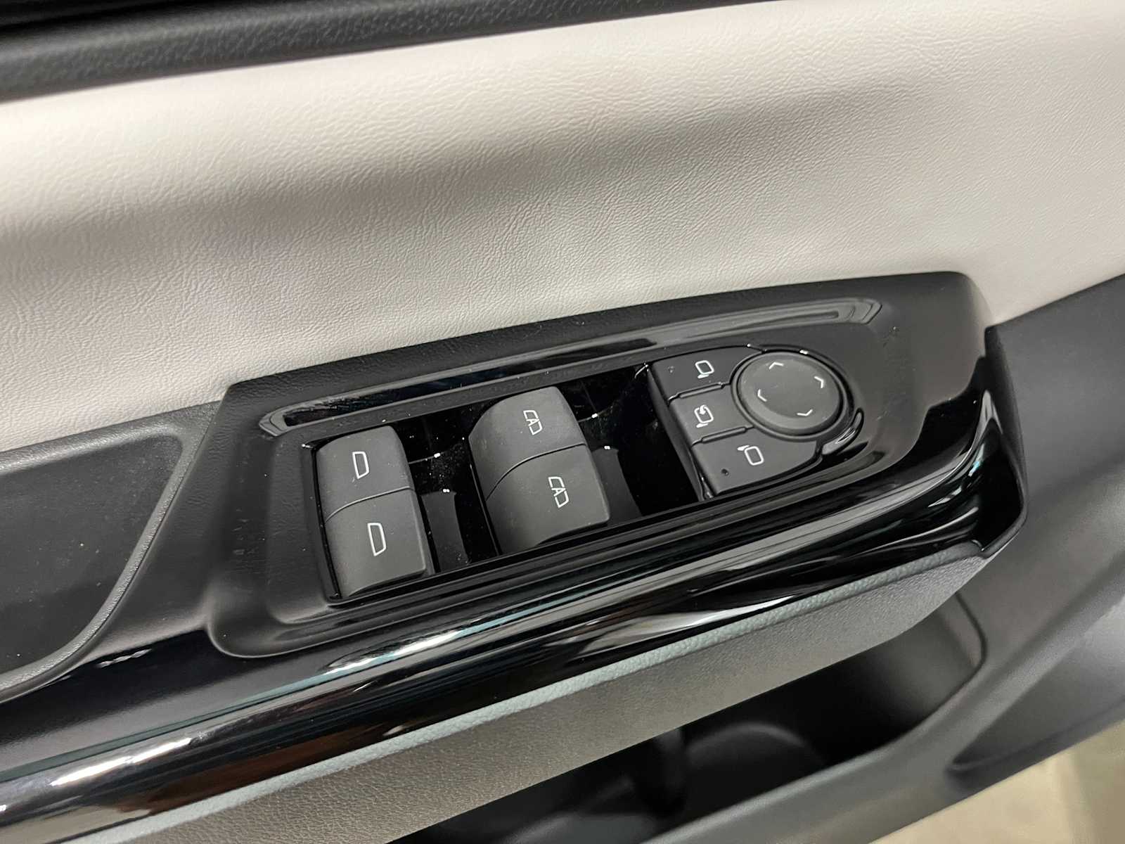 Thumbnail: 2026 Honda Prologue - 10