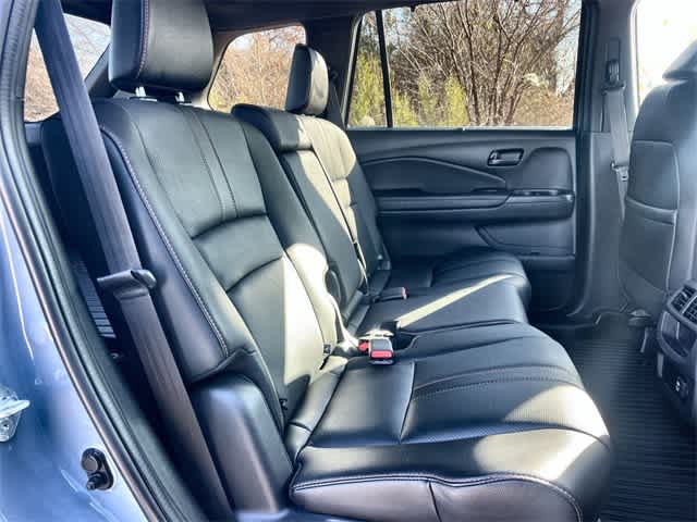 Thumbnail: 2023 Honda Passport - 14