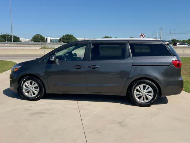 Thumbnail: 2016 Kia Sedona - 4