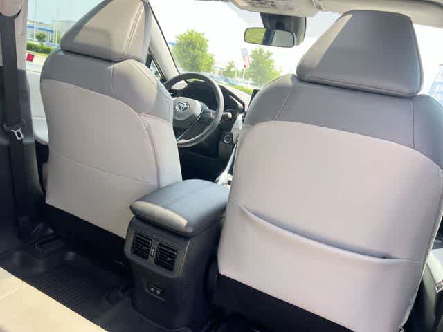 Thumbnail: 2021 Toyota RAV4 - 13