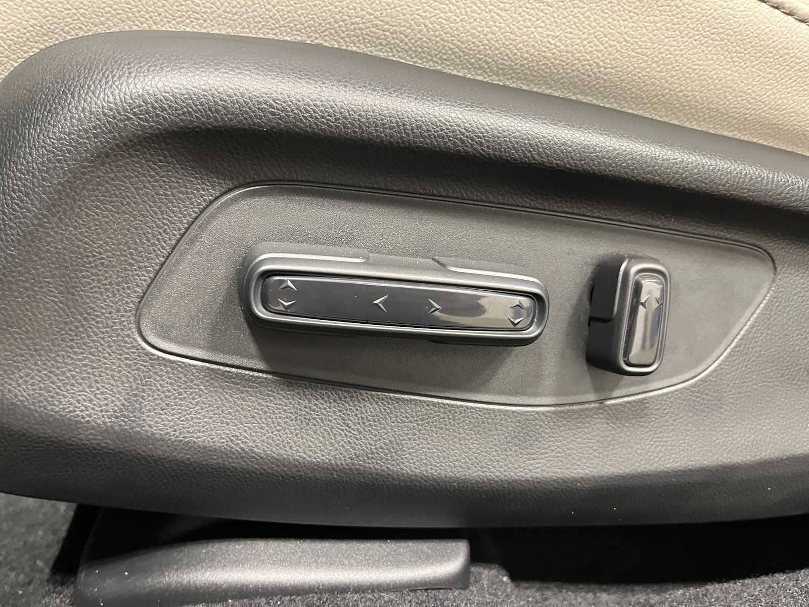 Thumbnail: 2027 Honda HR-V - 14