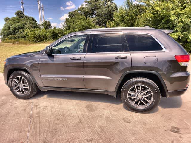 Thumbnail: 2018 Jeep Grand Cherokee - 3