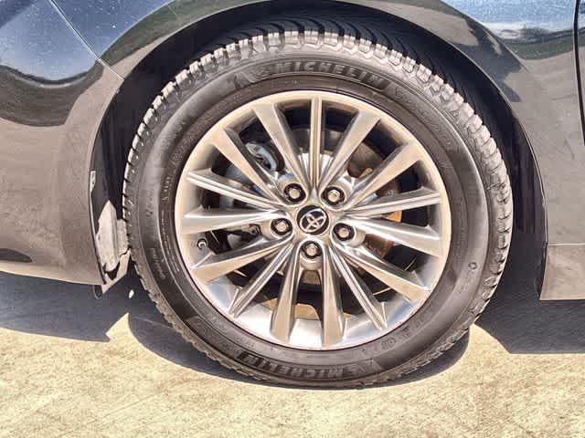 Thumbnail: 2016 Toyota Avalon - 9