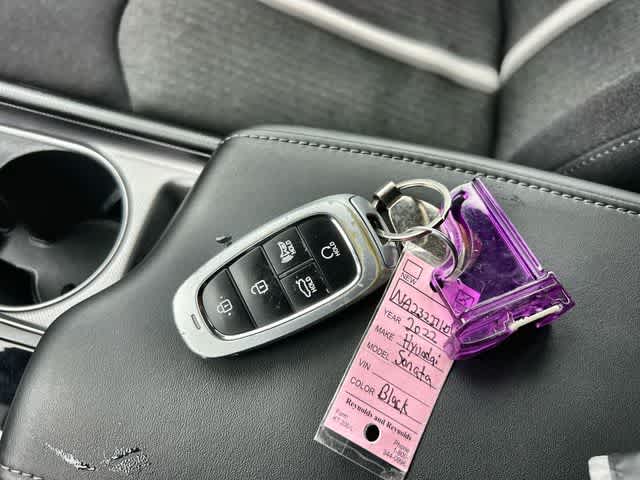 Thumbnail: 2022 Hyundai Sonata - 21