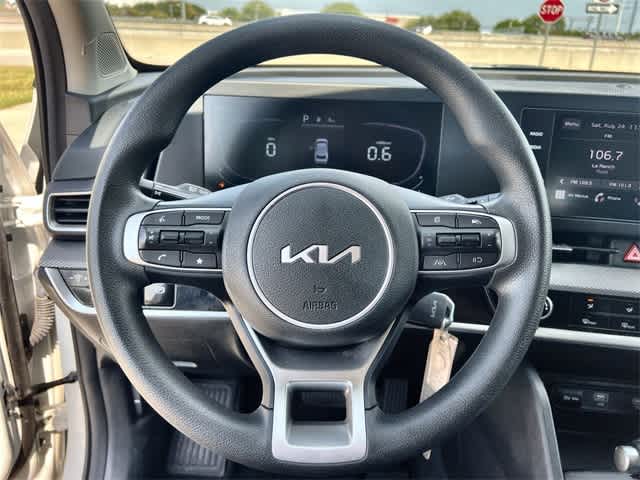 2023 Kia Sportage LX 17