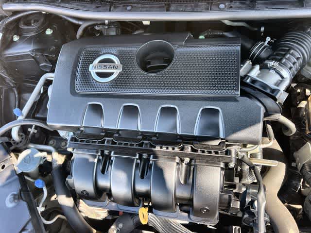 Thumbnail: 2015 Nissan Sentra - 10