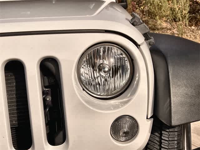 Thumbnail: 2017 Jeep Wrangler - 24