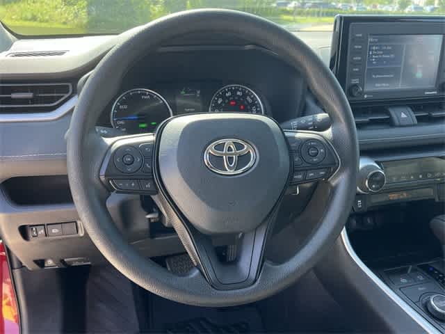 2021 Toyota RAV4 LE 17