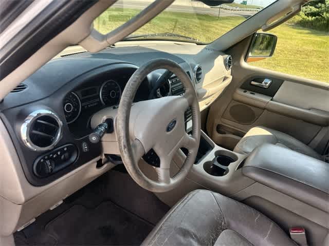 Thumbnail: 2005 Ford Expedition - 15