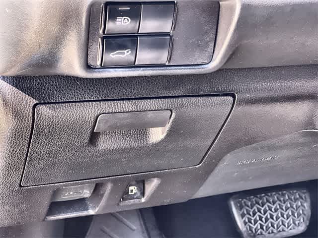 Thumbnail: 2020 Toyota Highlander - 29