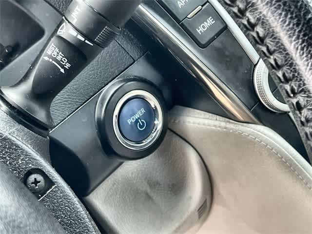 Thumbnail: 2014 Toyota Camry - 28