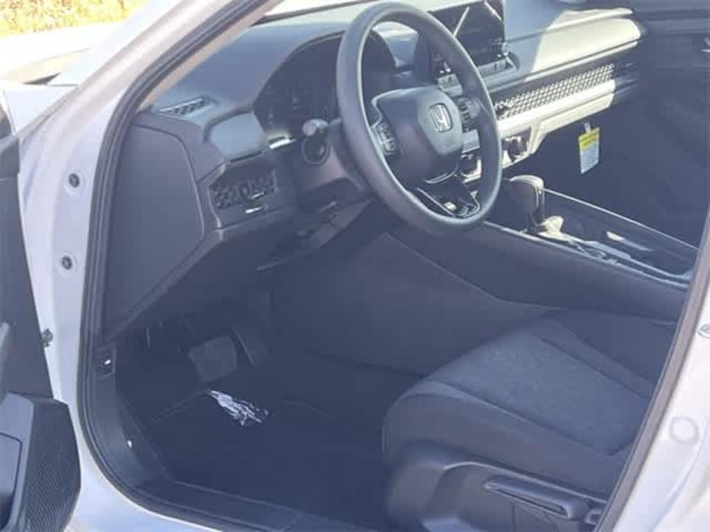 Certified 2025 Honda Accord LX Sedan
