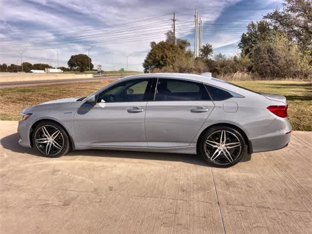 Used 2022 Honda Accord Hybrid Touring Sedan