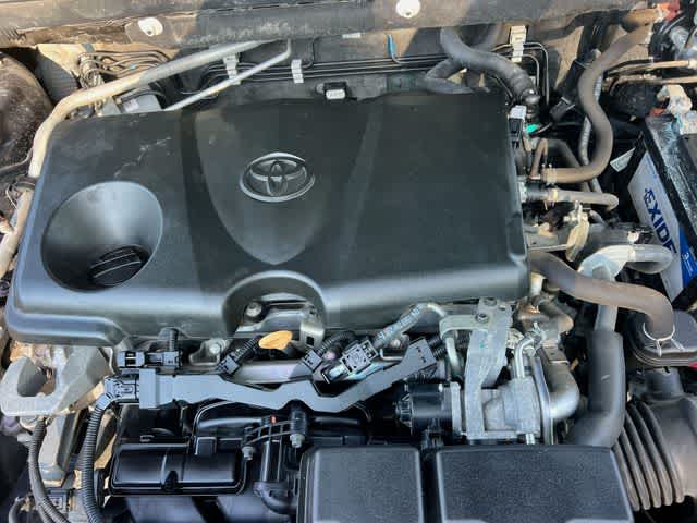Thumbnail: 2019 Toyota RAV4 - 10