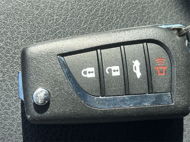 Thumbnail: 2023 Toyota Camry - 21