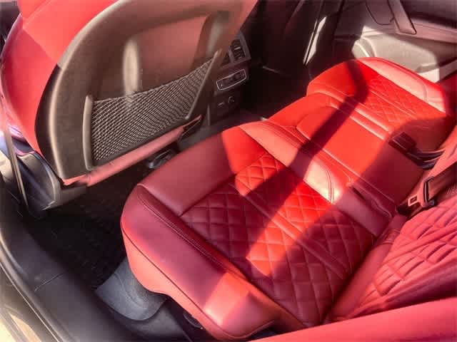 Thumbnail: 2024 Audi SQ5 - 33