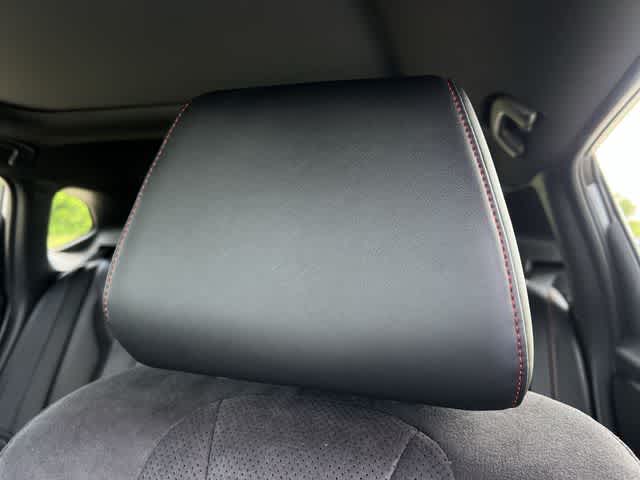 Thumbnail: 2025 Acura ADX - 25