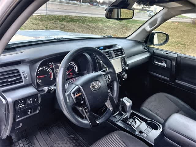 Thumbnail: 2021 Toyota 4Runner - 15