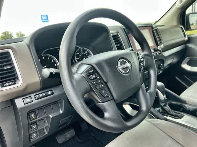 Thumbnail: 2022 Nissan Frontier - 15