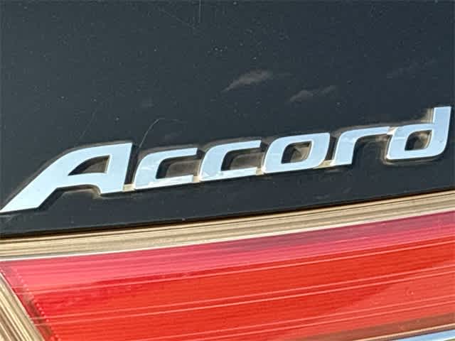 Thumbnail: 2011 Honda Accord - 8