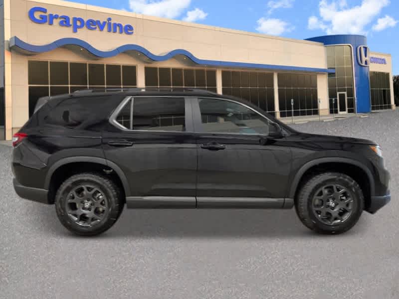 Thumbnail: 2025 Honda Pilot - 9