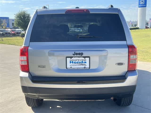 Thumbnail: 2015 Jeep Patriot - 6
