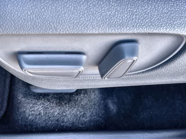 Thumbnail: 2024 Toyota Highlander - 31