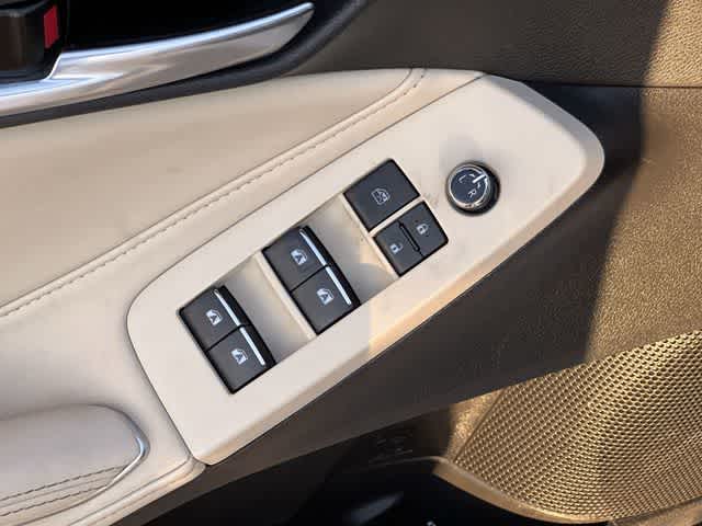 Thumbnail: 2022 Toyota Avalon - 30