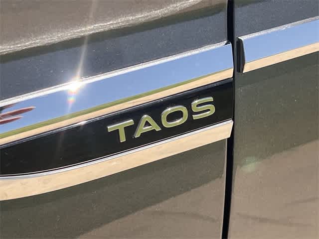 Thumbnail: 2022 Volkswagen Taos - 8