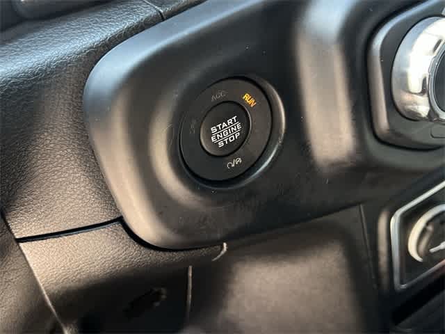 Thumbnail: 2021 Jeep Wrangler - 28