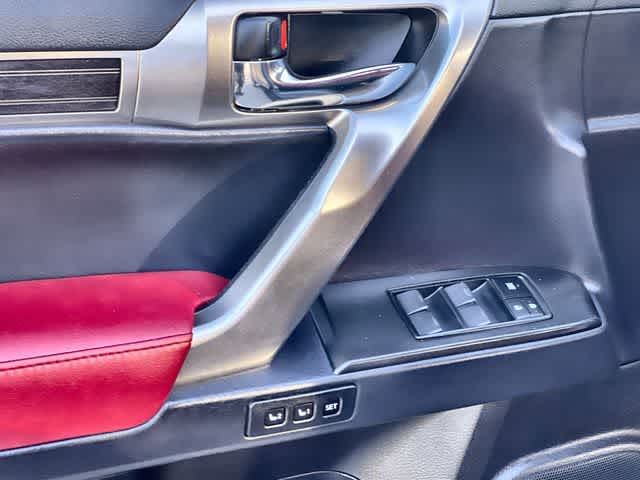 Thumbnail: 2022 Lexus GX - 30