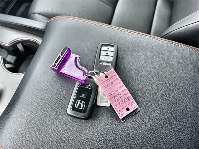 Thumbnail: 2025 Honda Ridgeline - 21