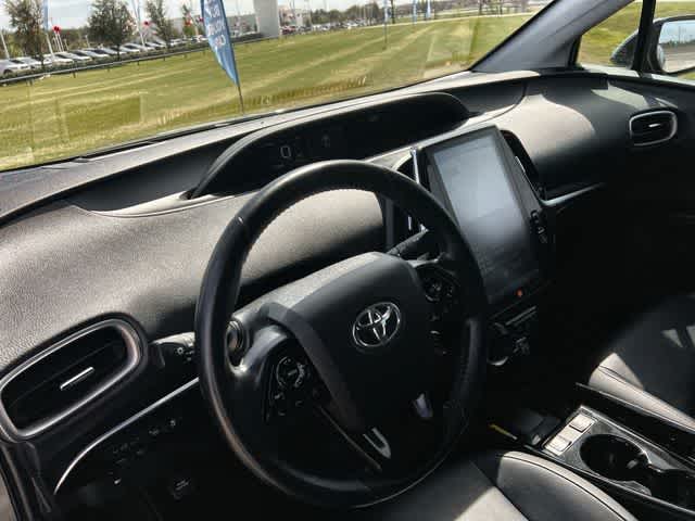 Thumbnail: 2020 Toyota Prius Prime - 15